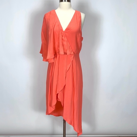 Elliatt Glow Dress Blood Orange flutter dress - Picture 2 of 7